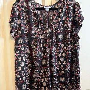 Liz Claiborne Black and Red Patterned Blouse
